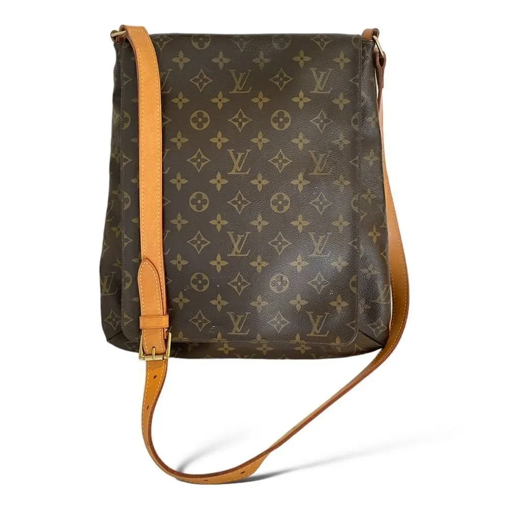 LOUIS VUITTON Vintage RARE Crossbody Flap Bag